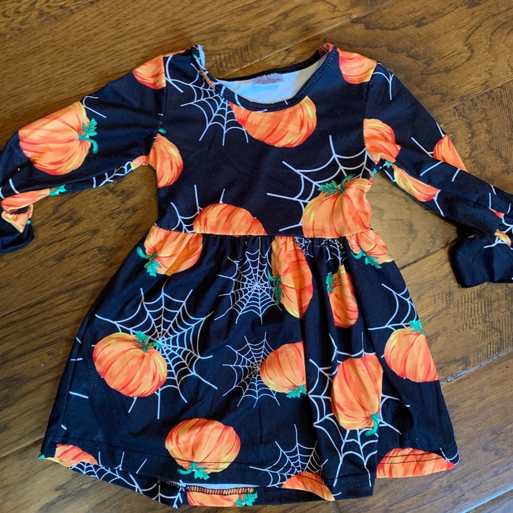 Pumpkin dress